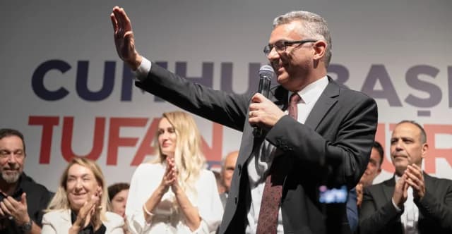 Ερχιουρμάν: «Προκλητικές και ασυμβίβαστες οι δηλώσεις Δένδια»