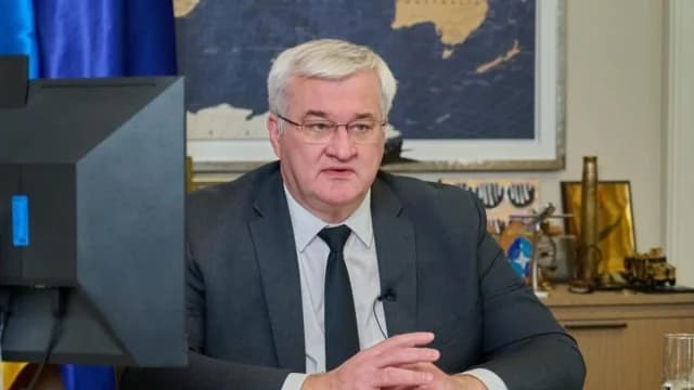 Ουκρανία: Κατηγορίες κατά της Ουγγαρίας για «ομηρία» υπαλλήλων τράπεζας