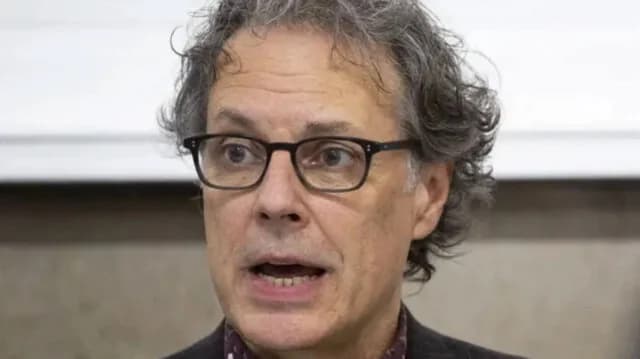 Padre de Molly Russell: 'No cierren las redes sociales'