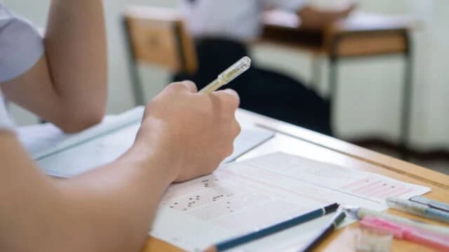 Экзамены PISA в Греции: 600 школ примут участие 20 мая