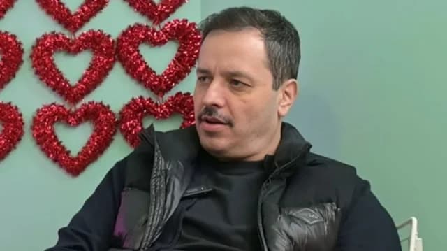 Αλέξανδρος Τσουβέλας: «Δεν θα ήθελα μια γυναίκα στο σπίτι να κάνει ό,τι θέλω»