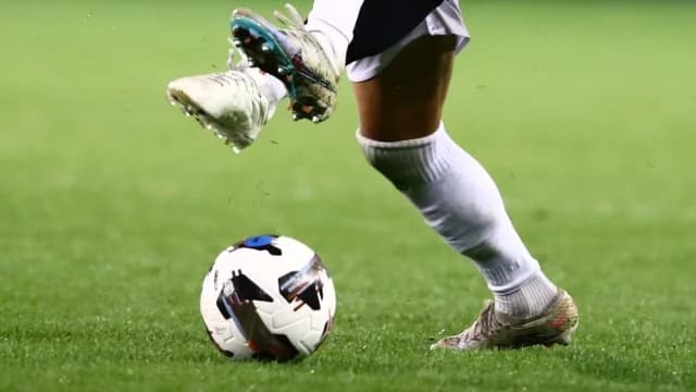 Super League: Έναρξη της 24ης αγωνιστικής με δύο αναμετρήσεις