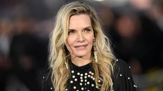 Michelle Pfeiffer's appearance at 67 sparks enthusiasm on social media