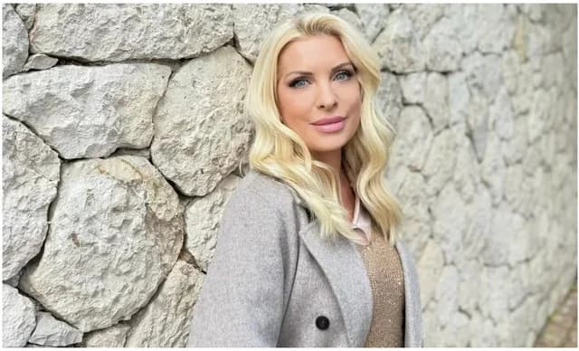 Eleni Menegaki: Pictures from her trip to Ireland