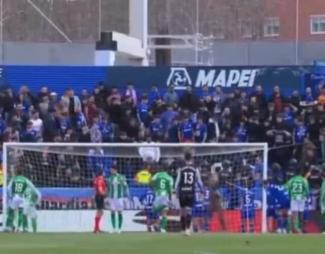 La Liga: Suspendido el partido Getafe - Betis por incidentes