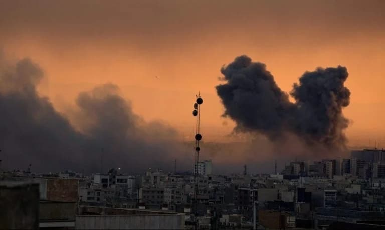 Iran Warns of "New Phase" in War with US and Israel