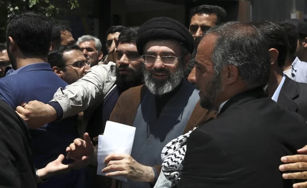 Ιράν: Ο Μοτζτάμπα Χαμενεΐ νέος ηγέτης, σύμφωνα με ΜΜΕ