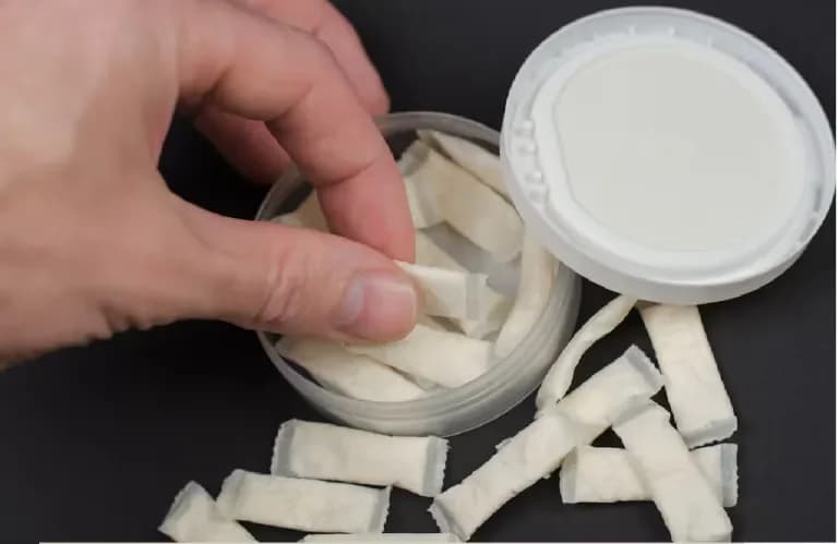 Pharmaceutical Services Warn About Illegal Nicotine Pouches