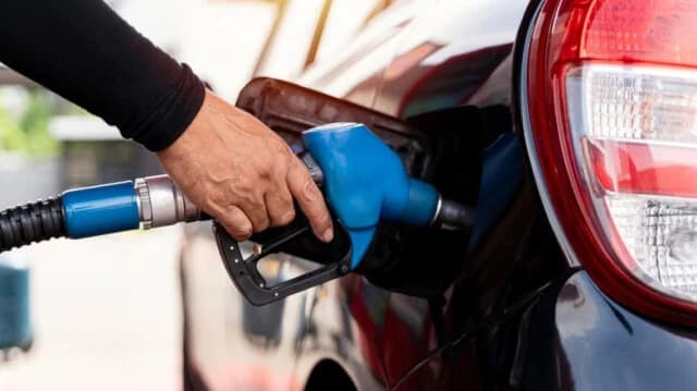 Kraftstoffpreise steigen: Bleifrei soll 2 Euro pro Liter übersteigen