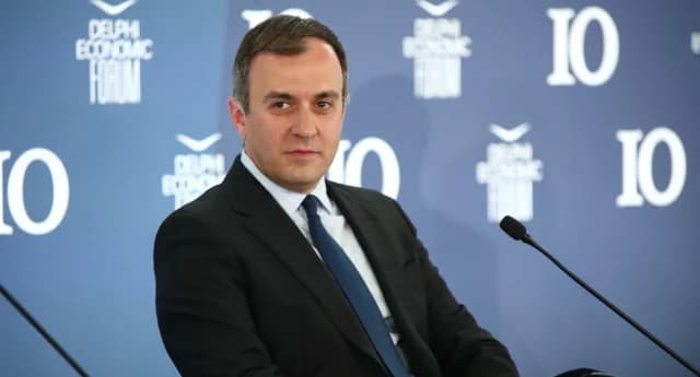 Χατζηβασιλείου: Ιστορική η συνάντηση Μητσοτάκη, Μακρόν, Χριστοδουλίδη στην Κύπρο