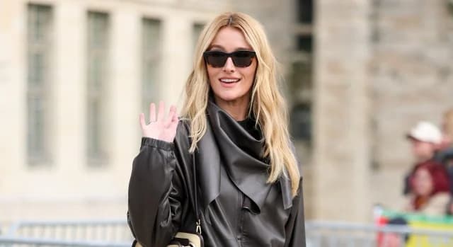 Sarah Pidgeon belebt Schalmäntel auf der Pariser Fashion Week wieder
