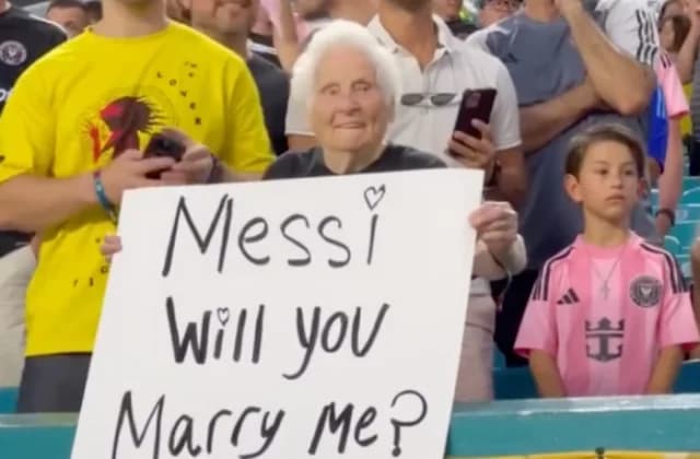 Lionel Messi Receives Unexpected Marriage Proposal from Fan