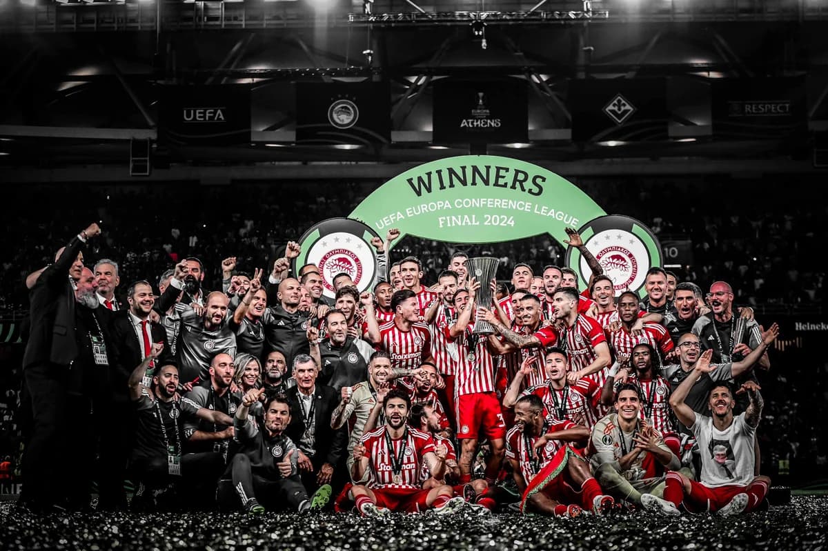 101 Jahre Olympiacos: Ein soziales Phänomen