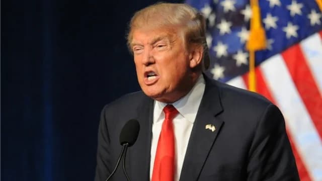 Trump: 'Dura respuesta si Irán bloquea el Estrecho de Ormuz'
