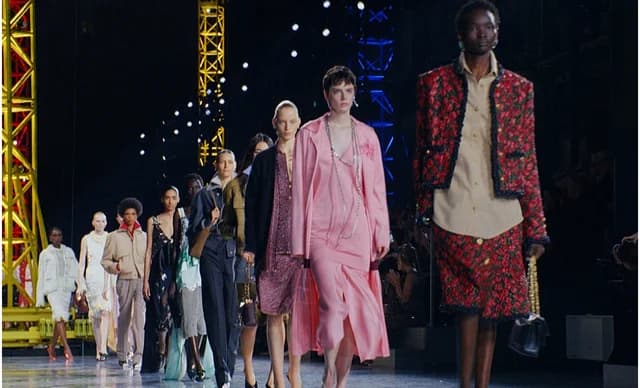 Chanel Осень/Зима 2026: Трансформация и Свобода