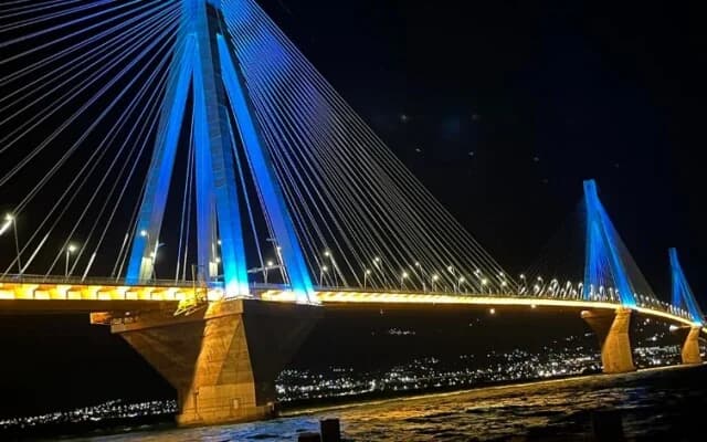Rio-Antirrio Bridge Lit Up for Panaitolikos' 100th Anniversary