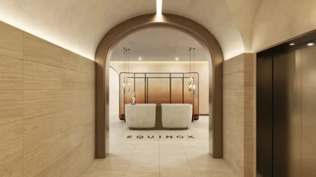 38.000 Euro Mitgliedschaft im Luxus-Fitnessstudio Equinox mit Warteliste