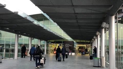 Ministerio de Asuntos Exteriores: 82 personas repatriadas desde Arabia Saudita