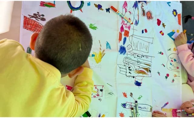 Kreativer Schalmalerei-Workshop mit Michalis Pantelidis in Limassol