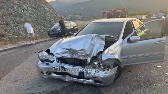 Водитель заключен под стражу после смертельной аварии с участием заместителя мэра Ламии