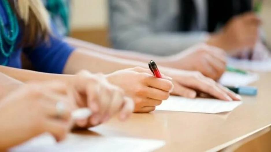 Exámenes Pancipriotas 2025: Finalización con Matemáticas