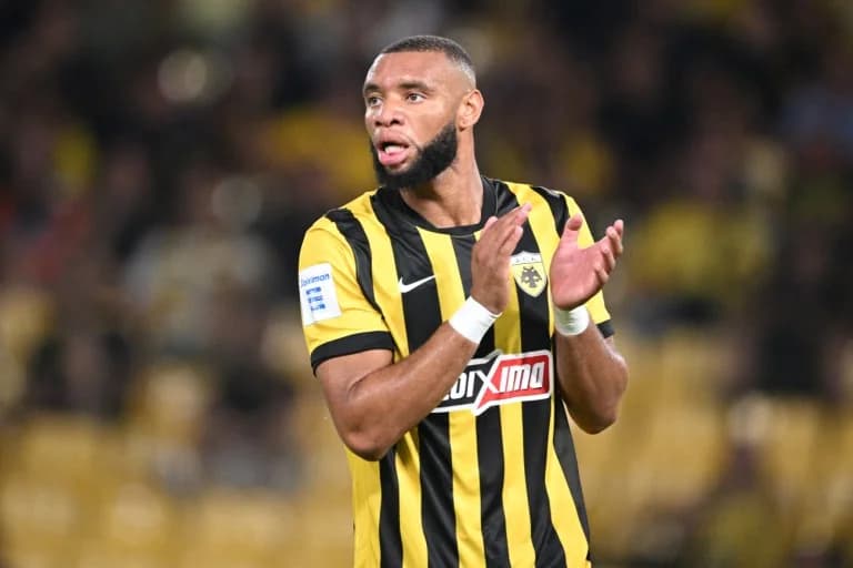 AEK y Moukoudi en conversaciones para un nuevo contrato